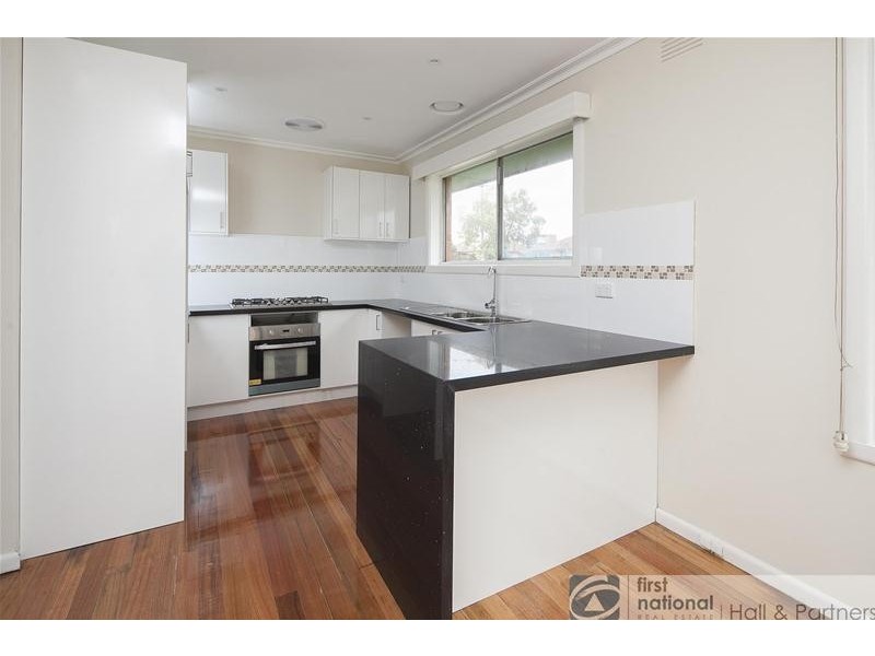 11 Suzanne Street, Dandenong VIC 3175