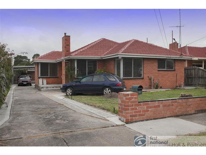 11 Suzanne Street, Dandenong VIC 3175