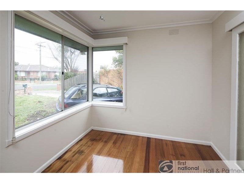 11 Suzanne Street, Dandenong VIC 3175