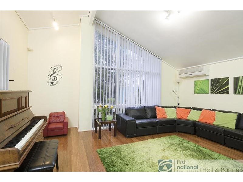 6 Eildon Road, Endeavour Hills VIC 3802