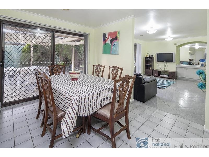 6 Eildon Road, Endeavour Hills VIC 3802