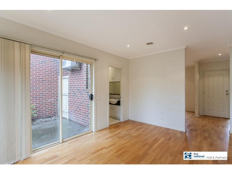 1/3 Devon Court, Dandenong VIC 3175