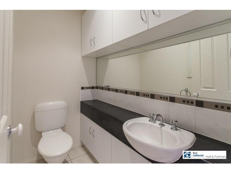 1/3 Devon Court, Dandenong VIC 3175