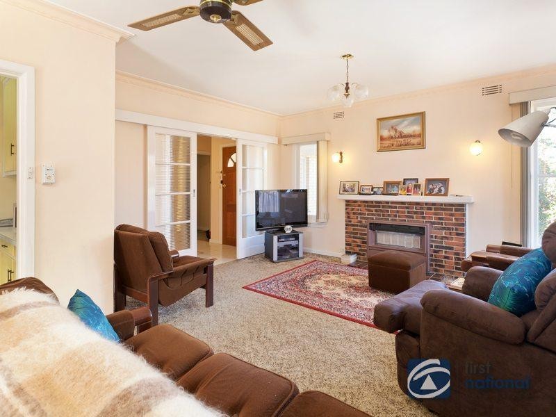 17 Vincent Street, Mulgrave VIC 3170