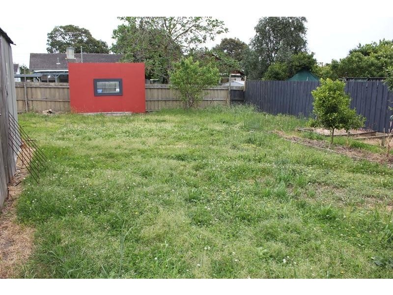 27 Ti Tree Drive, Doveton VIC 3177