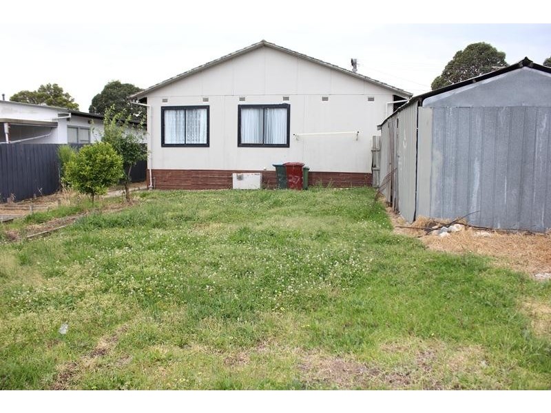 27 Ti Tree Drive, Doveton VIC 3177