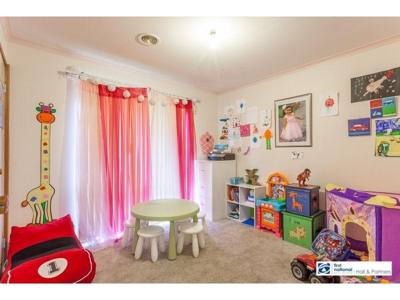 32 George Chudleigh Drive, Hallam VIC 3803