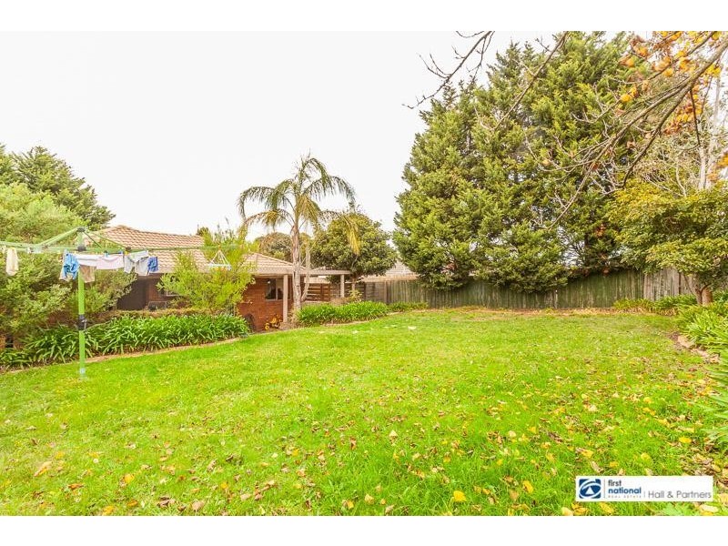 32 George Chudleigh Drive, Hallam VIC 3803
