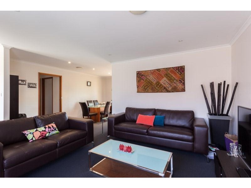 12 Eildon Road, Endeavour Hills VIC 3802