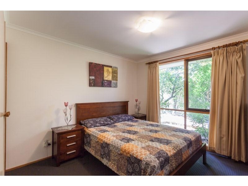 12 Eildon Road, Endeavour Hills VIC 3802