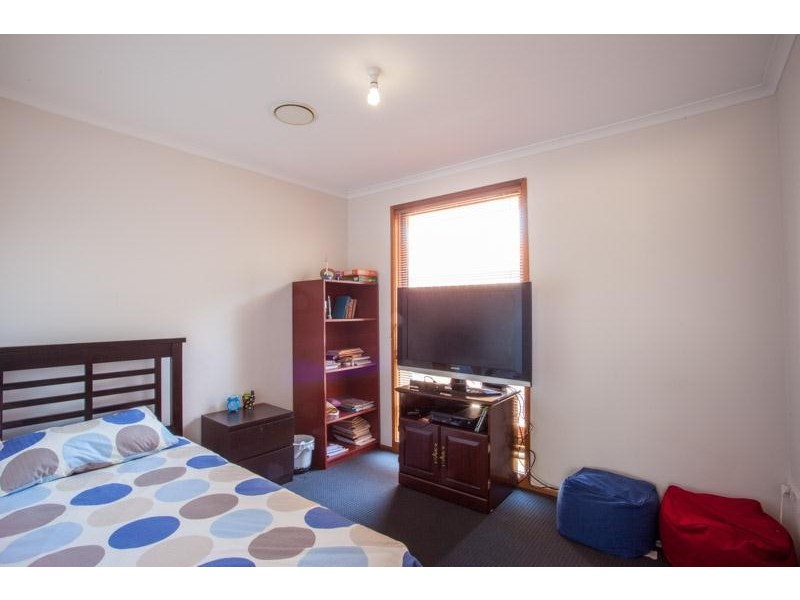 12 Eildon Road, Endeavour Hills VIC 3802