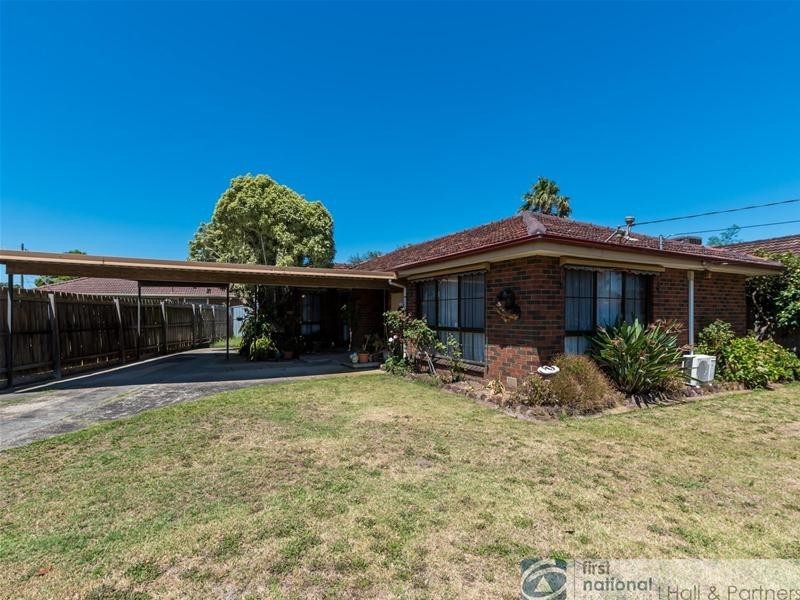 3 Blaxland Drive, Dandenong North VIC 3175