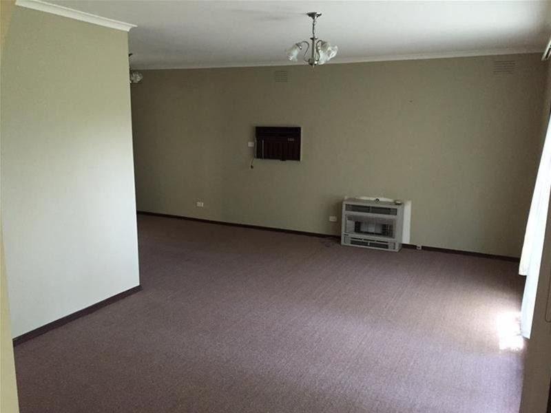 35 Fernbank Crescent, Mulgrave VIC 3170