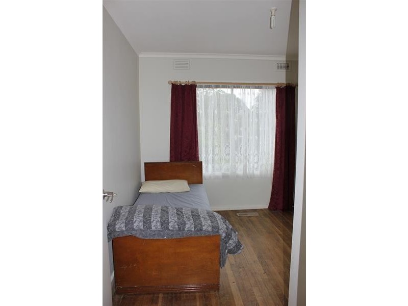 27 Ti Tree Drive, Doveton VIC 3177