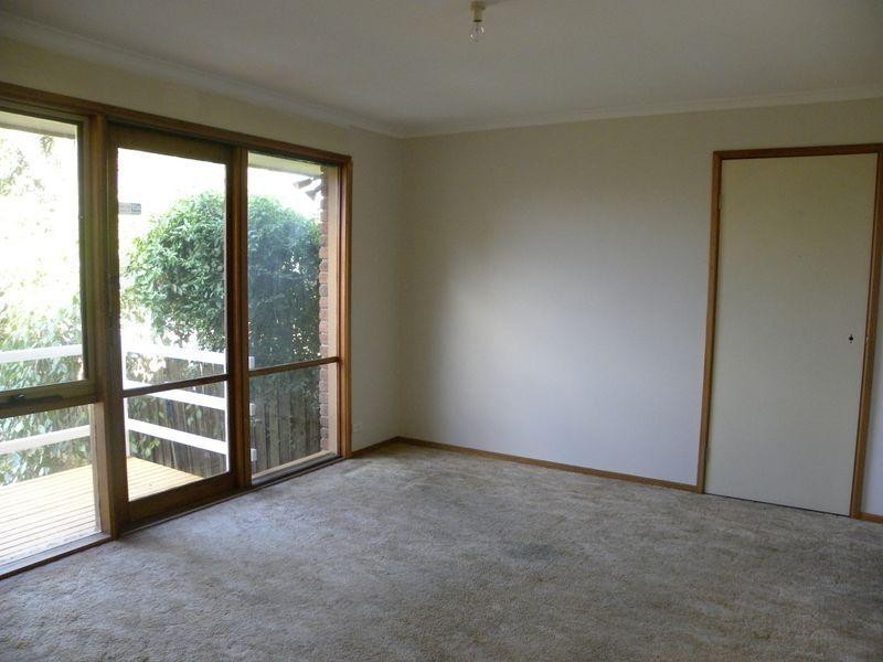 2/2 Exner Drive, Dandenong North VIC 3175