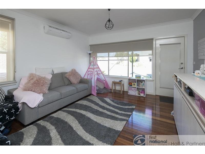 21 Chestnut Road, Doveton VIC 3177