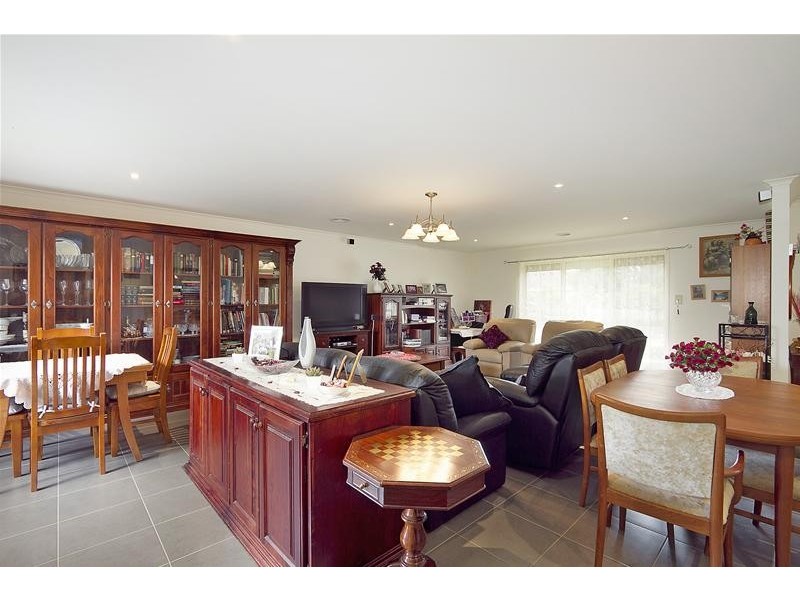 2/34 Wattle Grove, Mulgrave VIC 3170