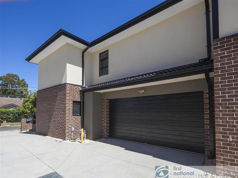 1/7 Ronald Street, Dandenong VIC 3175