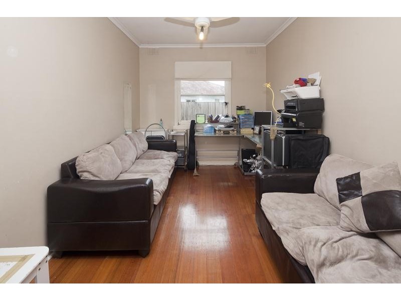 1/2 Lilac Avenue, Dandenong North VIC 3175