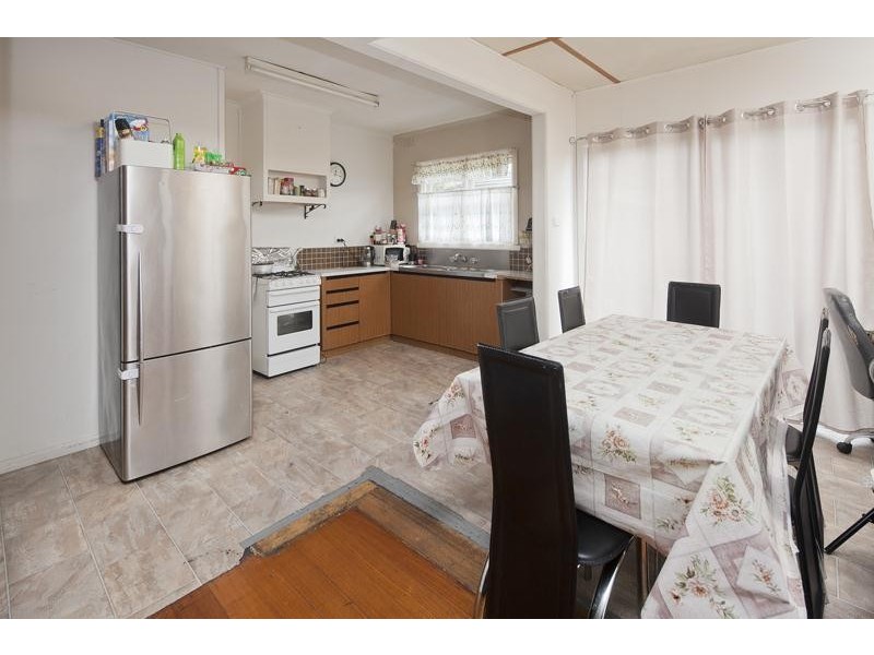 1/2 Lilac Avenue, Dandenong North VIC 3175