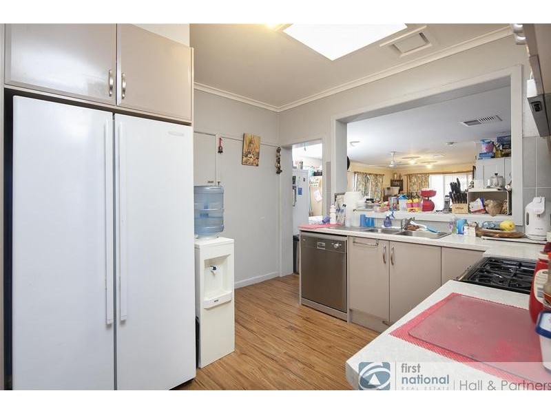 8 Reid Court, Dandenong North VIC 3175