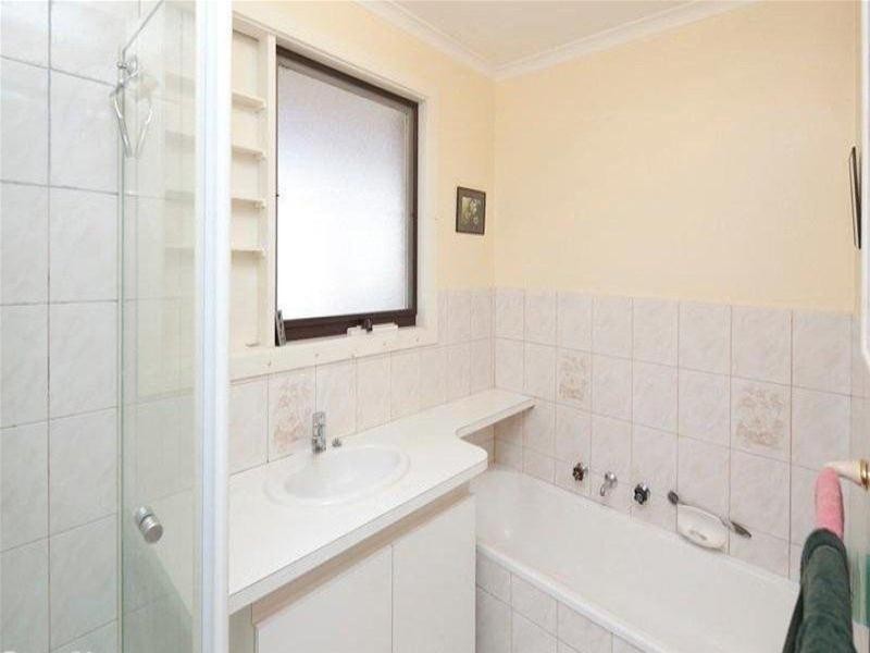 76 Loch Road, Dandenong North VIC 3175