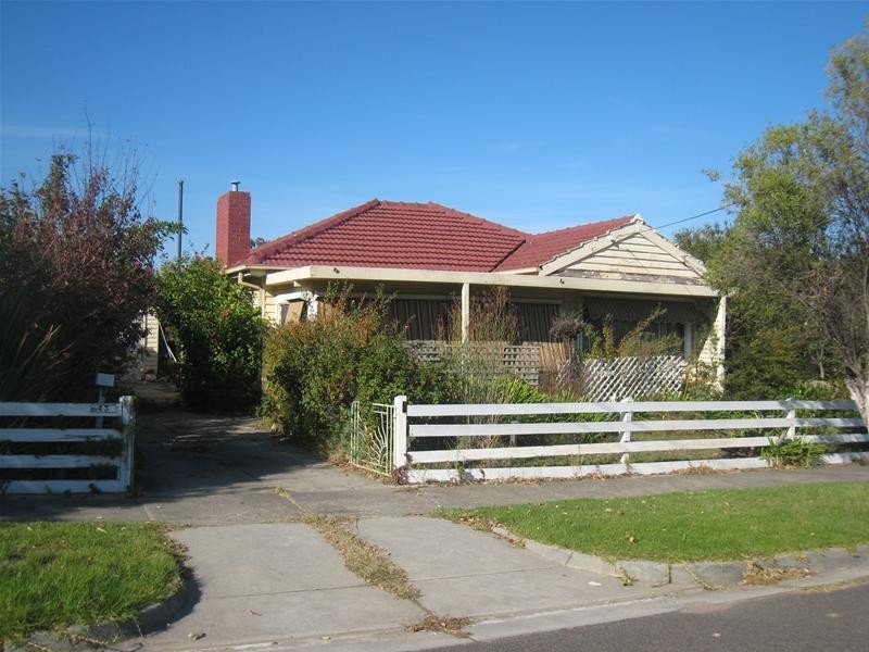 43 Fifth Avenue, Dandenong VIC 3175