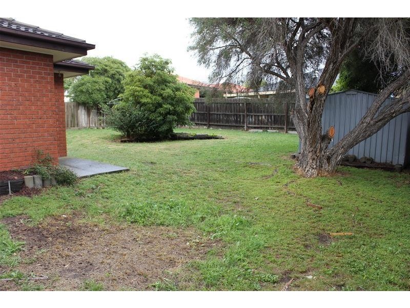 262 James Cook Drive, Endeavour Hills VIC 3802