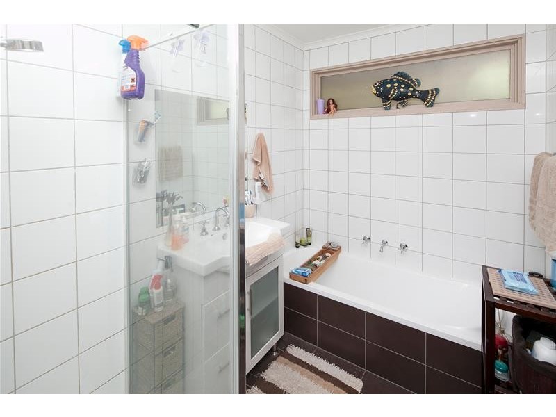 44 Outlook Drive, Dandenong North VIC 3175