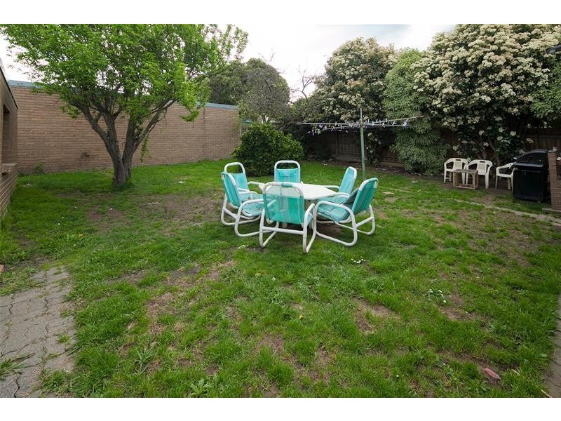 44 Outlook Drive, Dandenong North VIC 3175