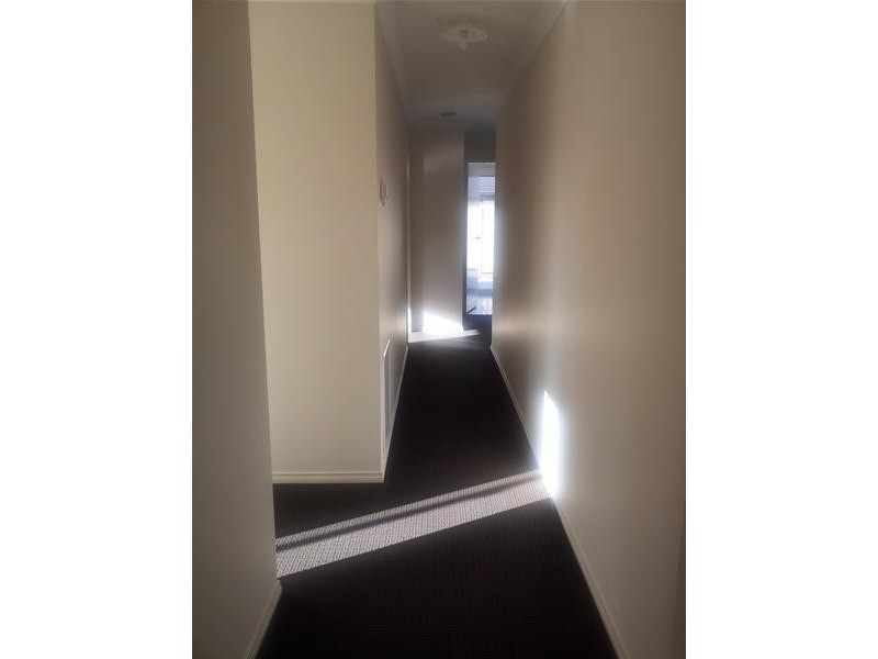 716 Warbler Street, Pakenham VIC 3810