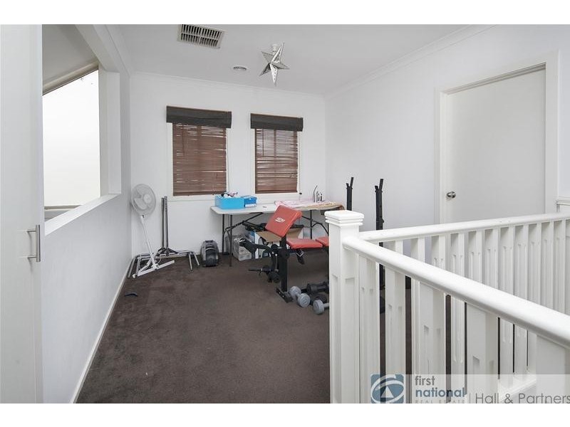 5/109-111 Mcfees Road, Dandenong North VIC 3175