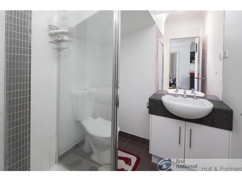 5/109-111 Mcfees Road, Dandenong North VIC 3175