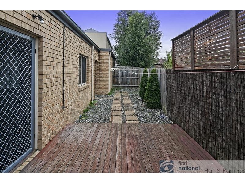 5/109-111 Mcfees Road, Dandenong North VIC 3175