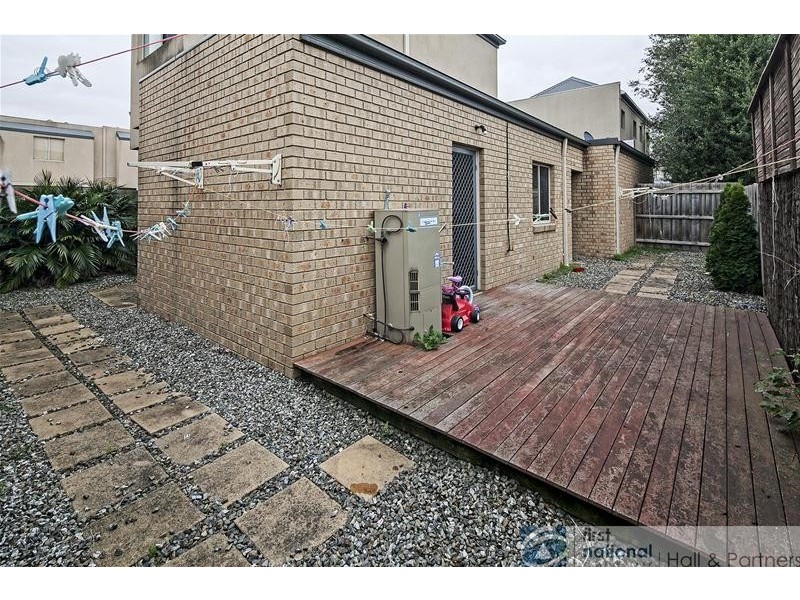 5/109-111 Mcfees Road, Dandenong North VIC 3175