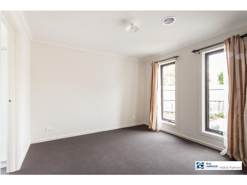 2/8 Gayle Court, Clayton South VIC 3169
