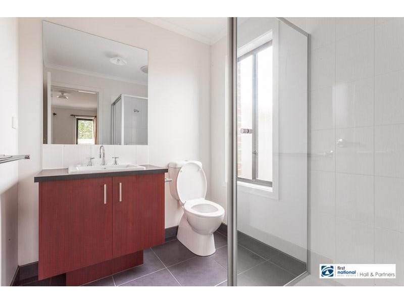 2/8 Gayle Court, Clayton South VIC 3169
