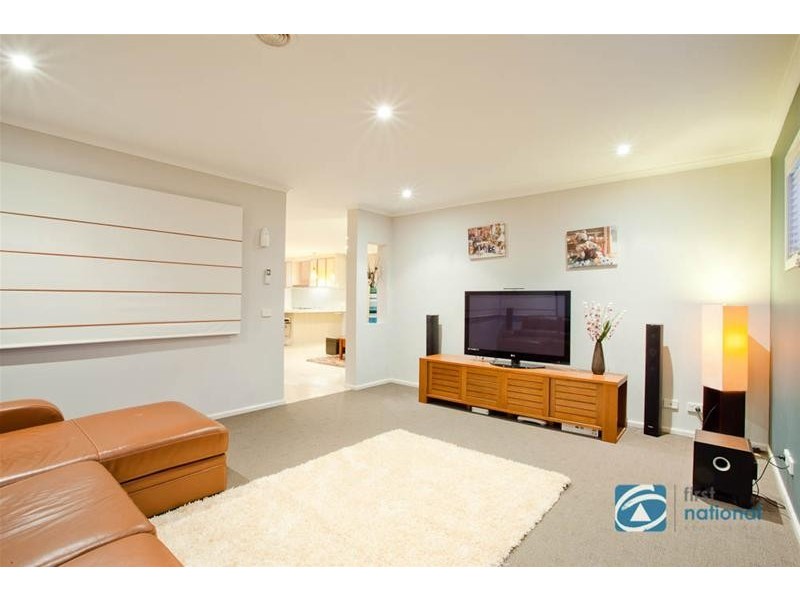 17 Westbrook Drive, Keysborough VIC 3173