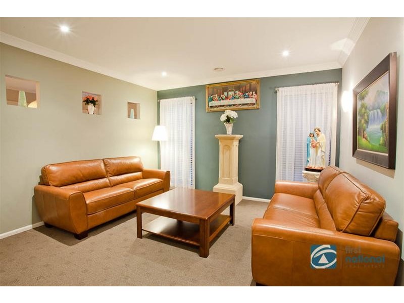 17 Westbrook Drive, Keysborough VIC 3173