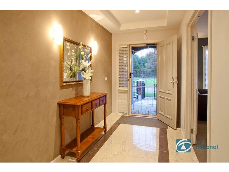 17 Westbrook Drive, Keysborough VIC 3173