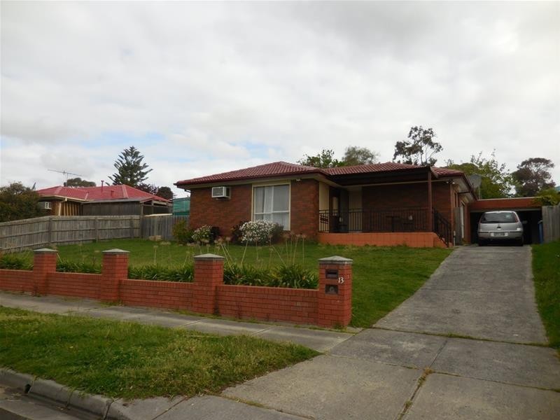 13 Aaran Close, Endeavour Hills VIC 3802