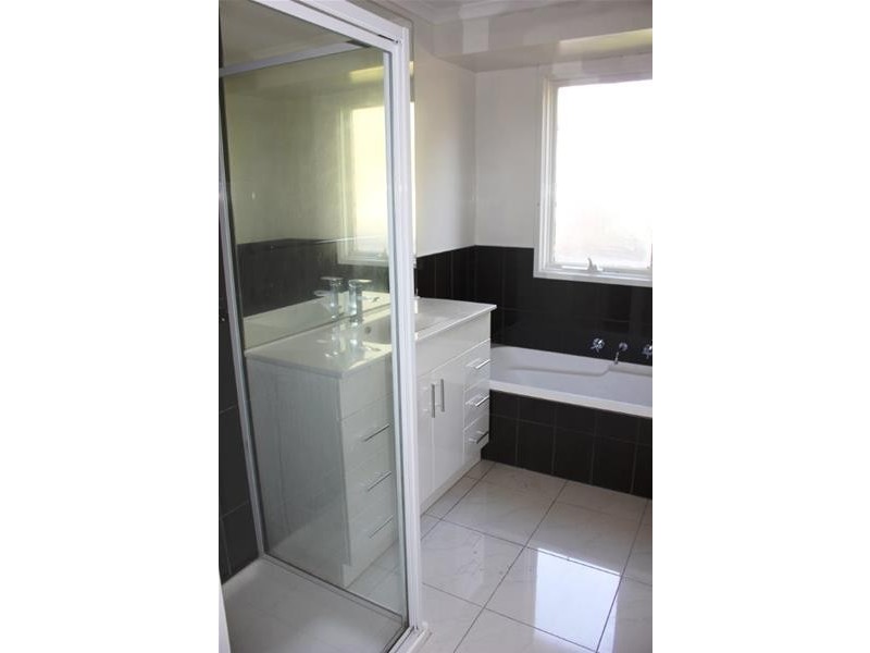 9 Basil Close, Hallam VIC 3803