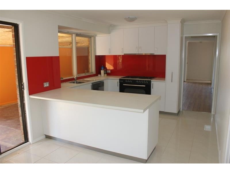 9 Basil Close, Hallam VIC 3803