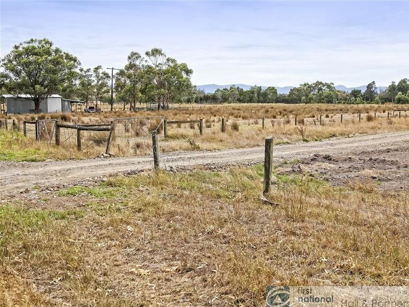 60 Hillbrick Road, Garfield VIC 3814