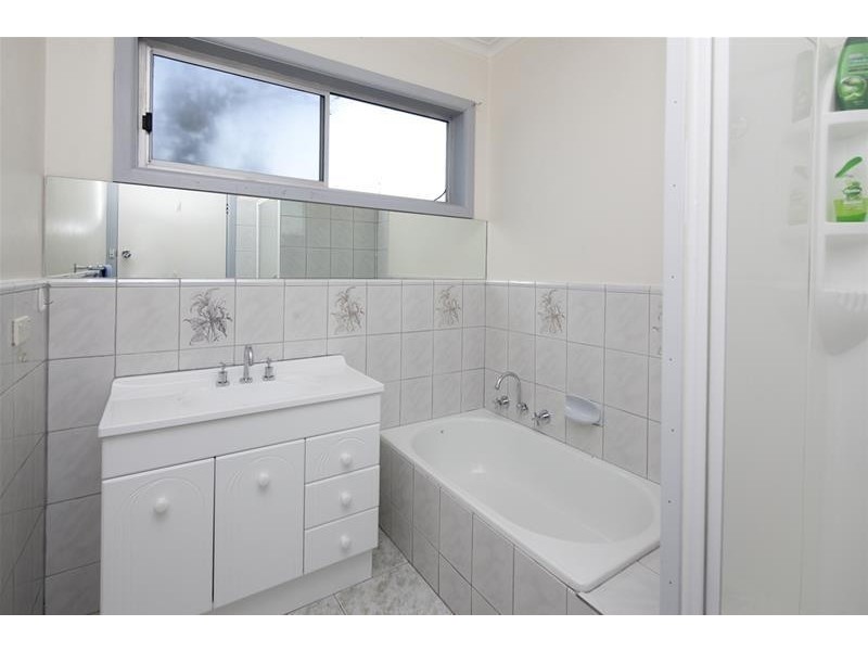 7 Mark Court, Noble Park VIC 3174