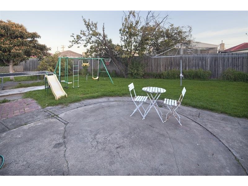 7 Mark Court, Noble Park VIC 3174