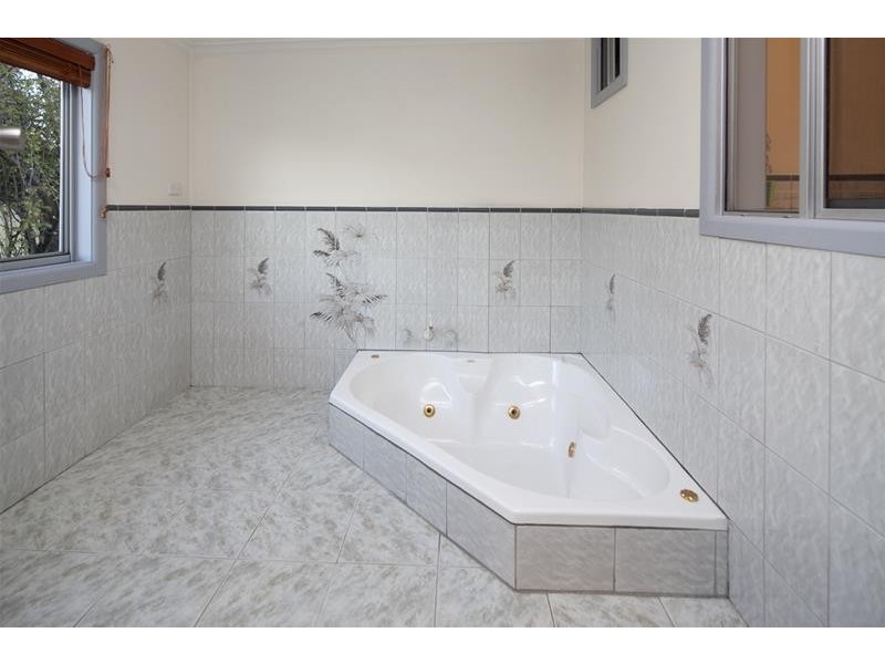 7 Mark Court, Noble Park VIC 3174