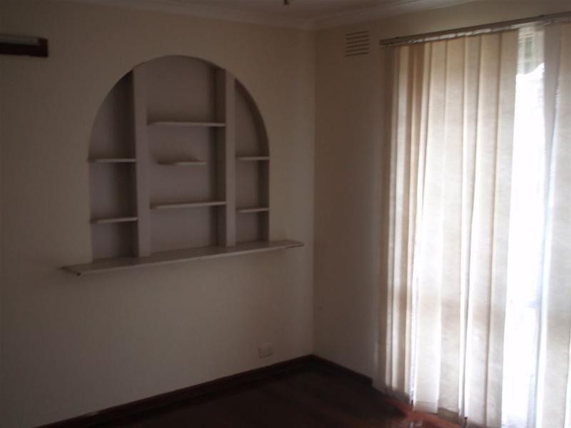 10 Robert Molyneux Avenue, Endeavour Hills VIC 3802