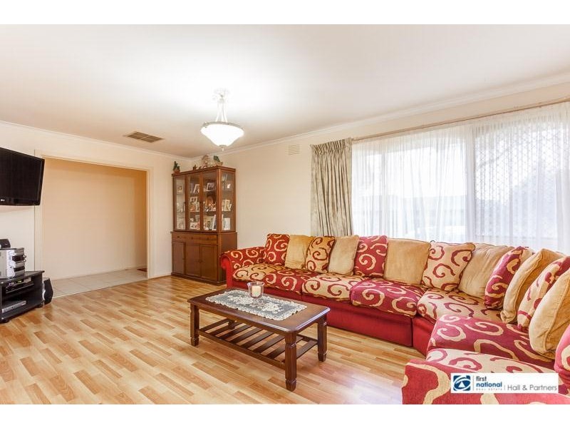 20 Neasham  Drive, Dandenong North VIC 3175