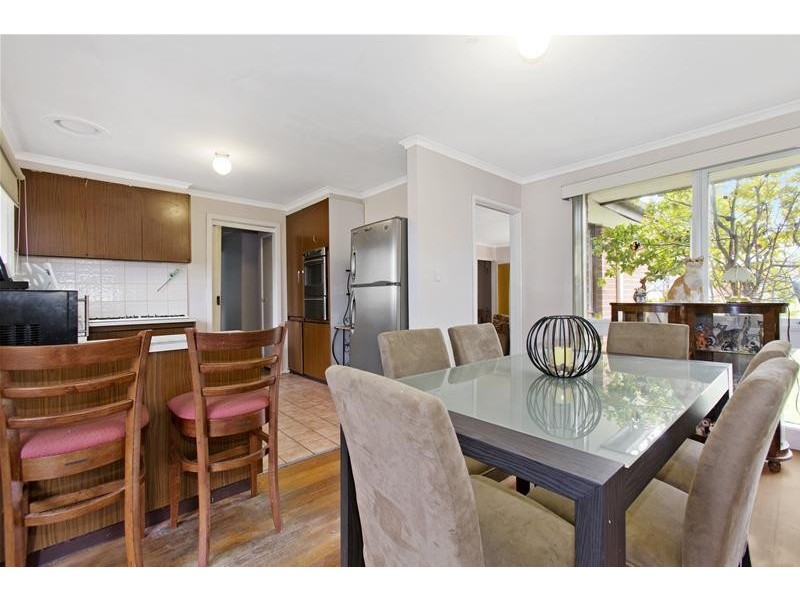 8 Kernot Crescent, Noble Park North VIC 3174